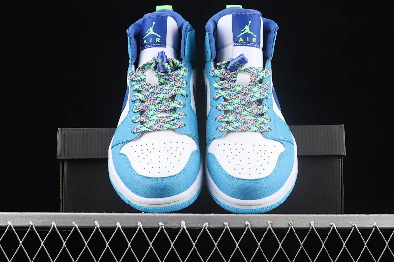 All Categories Air Jordan Jordan Series Basketball Shoes Air Jordan 1 Mid Differentiated Edition Air Jordan 1 Mid AJ1 Joe 1 Blue and Green Chinese Culture Basketball Shoes DA8010-400